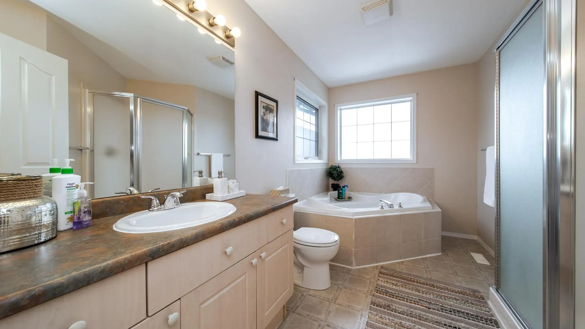 Luxury Lewis Estates Golf Course View Home By Henday, Whitemud, Wem, Acheson! エドモントン カナダ