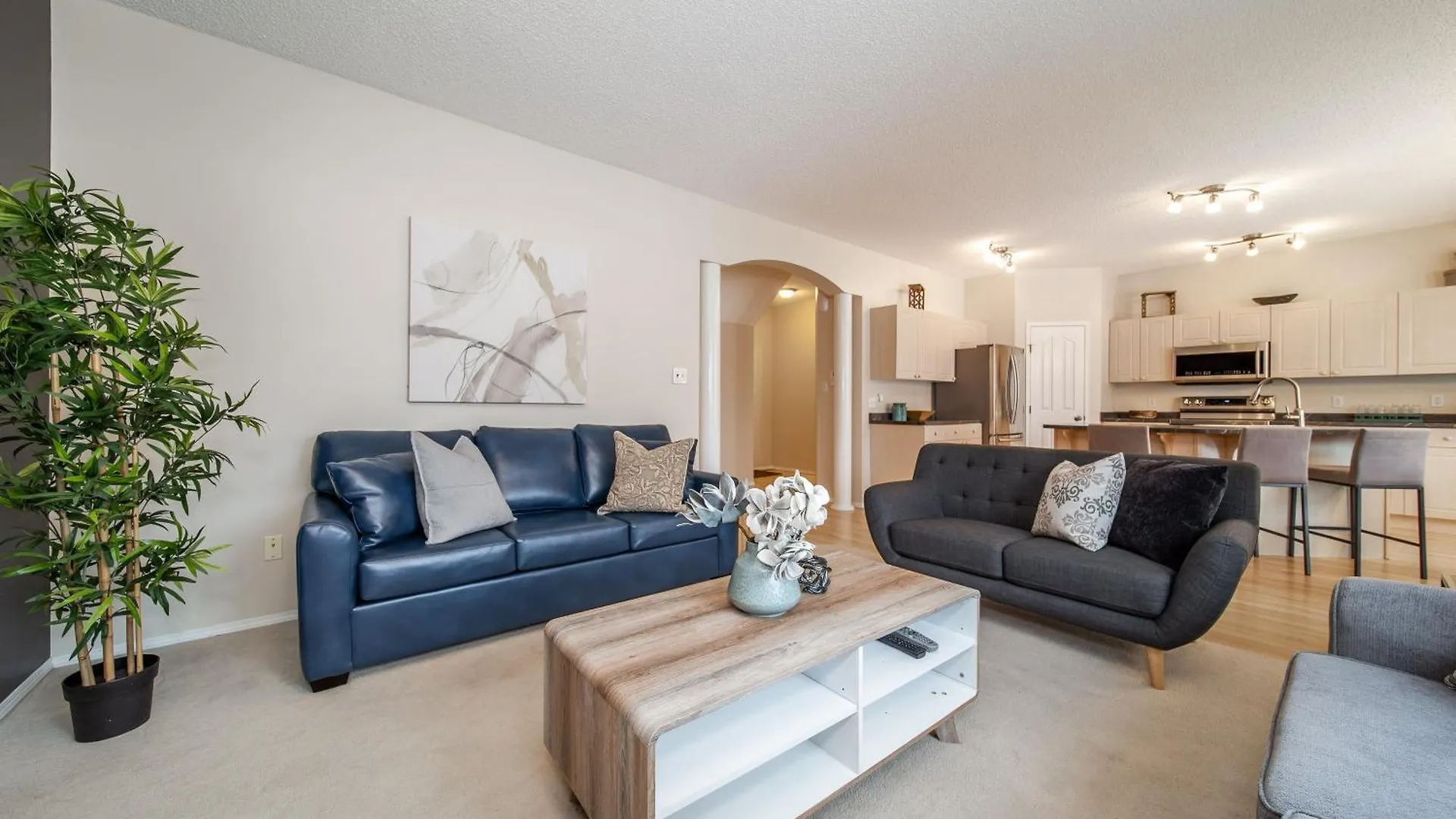 Luxury Lewis Estates Golf Course View Home By Henday, Whitemud, Wem, Acheson! エドモントン