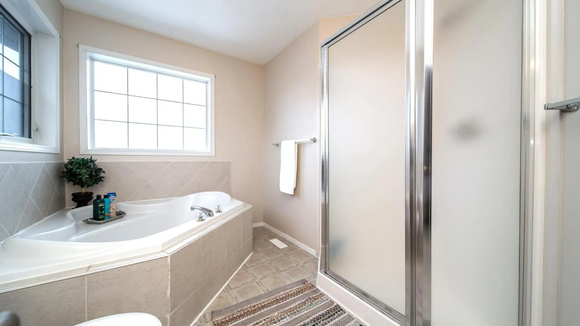 別荘 Luxury Lewis Estates Golf Course View Home By Henday, Whitemud, Wem, Acheson! エドモントン カナダ