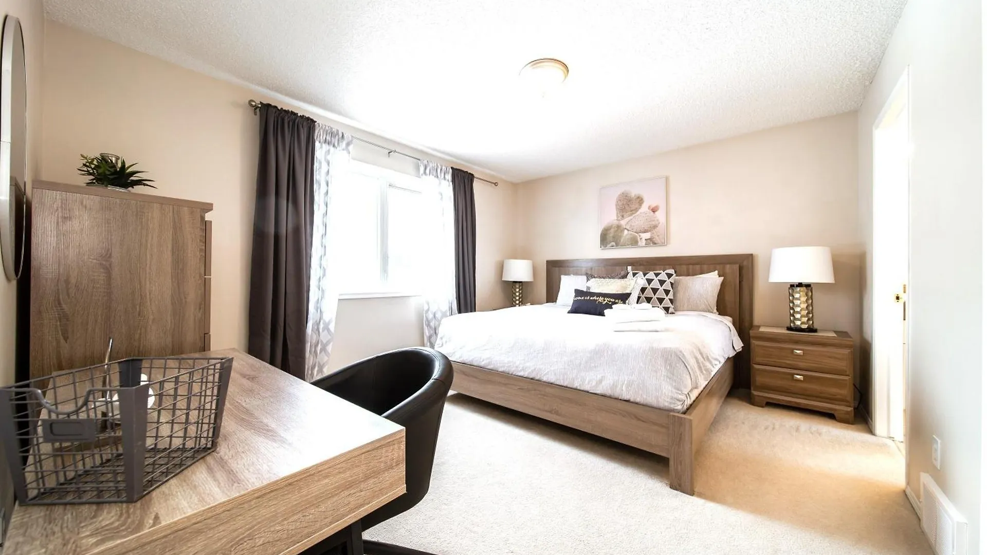 Holiday home Luxury Lewis Estates Golf Course View Home By Henday, Whitemud, Wem, Acheson! Edmonton